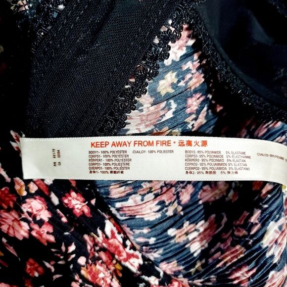 Free People Pretty Petal Bodysuit size M - Picture 7 of 11